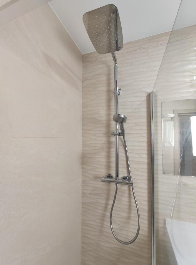 Hostal Oleo Auto Check-In Santander Exterior photo