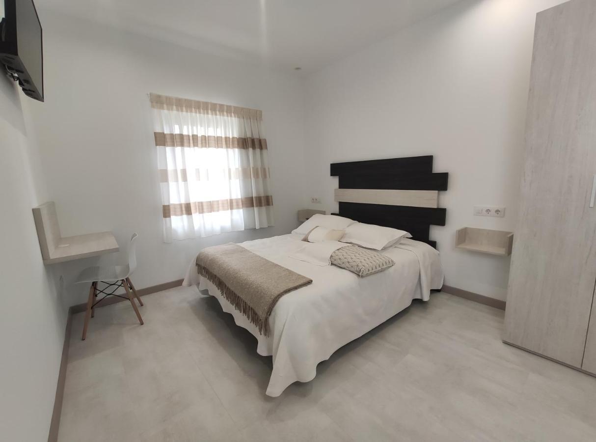 Hostal Oleo Auto Check-In Santander Exterior photo